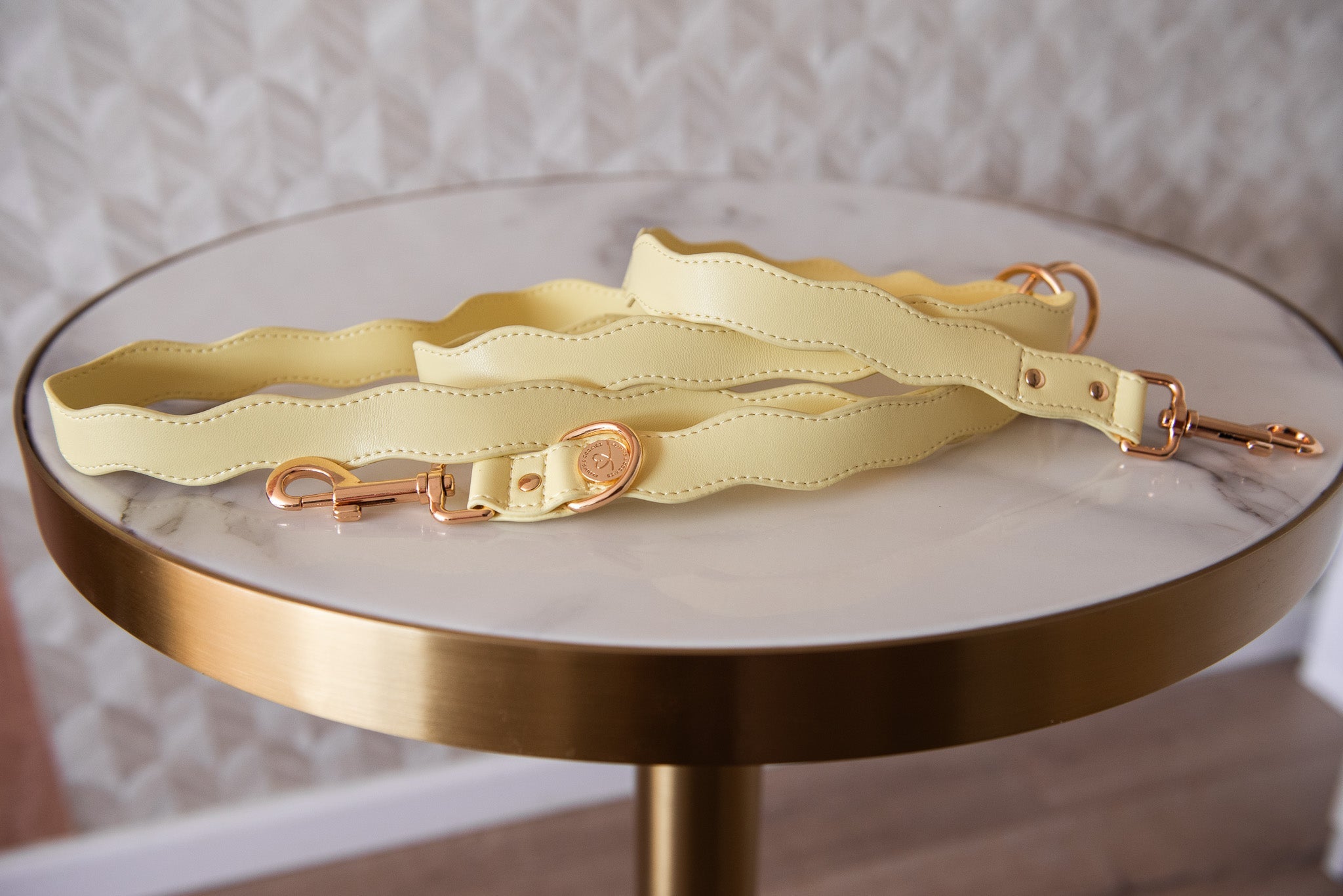 Wavy Hands - free Adjustable Leash by Floofs and Cookies - Bobo and the Fox